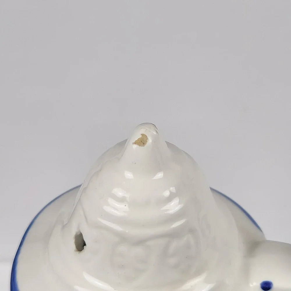 Vintage Six Flags Salt and Pepper Shakers Beer‎ Stein Japan Blue White Ceramic